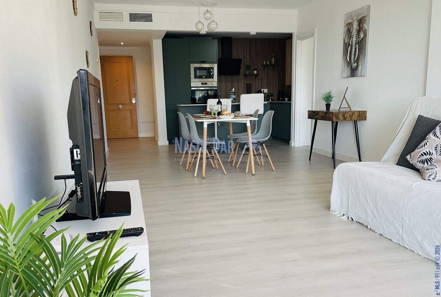 3 soveværelse Lejlighed til salg i Nerja med swimmingpool - € 399.000 (Ref: 9751017)