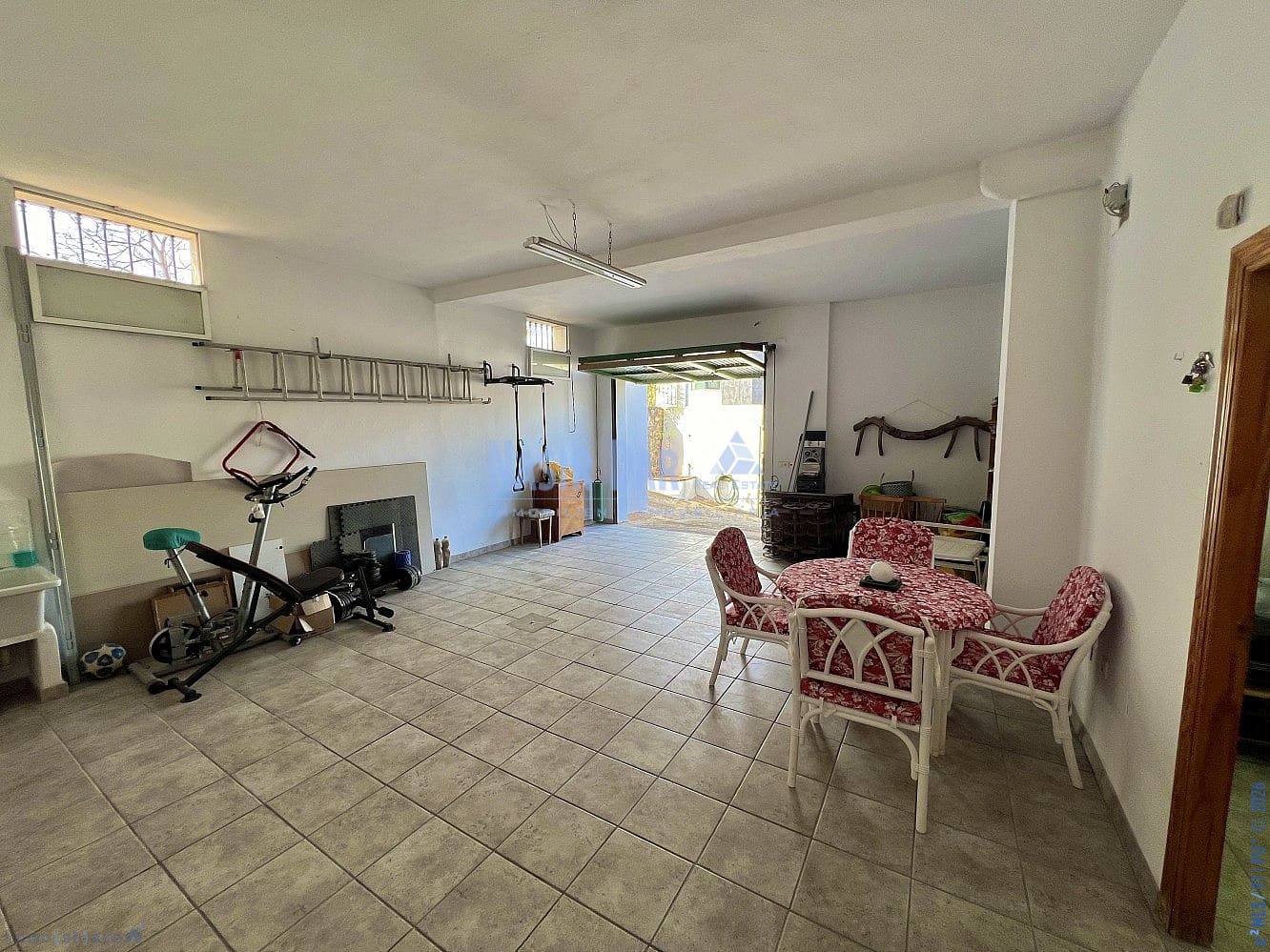 4 makuuhuone Huvila myytävänä paikassa Puerto de la Torre mukana uima-altaan - 898 000 € (Ref: 9751018)