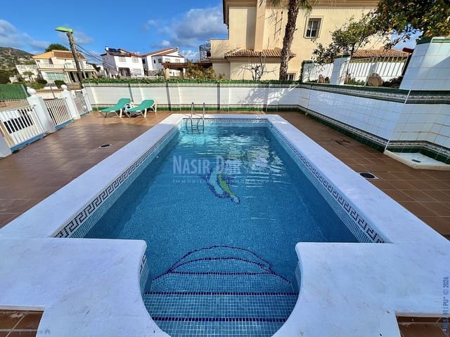 4 makuuhuone Huvila myytävänä paikassa Diseminado Dm P de la Torre, Málaga kaupunki mukana uima-altaan - 898 000 € (Ref: 9751018)