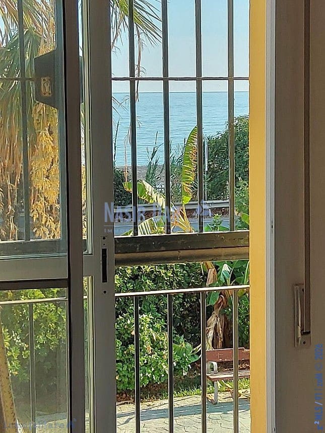 3 soverom Hus til salgs i Chilches med svømmebasseng - € 699 900 (Ref: 9751020)