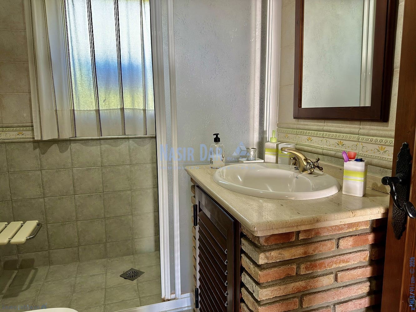 2 chambre Finca/Maison de Campagne à vendre à Benamocarra avec piscine garage - 340 000 € (Ref: 9751022)