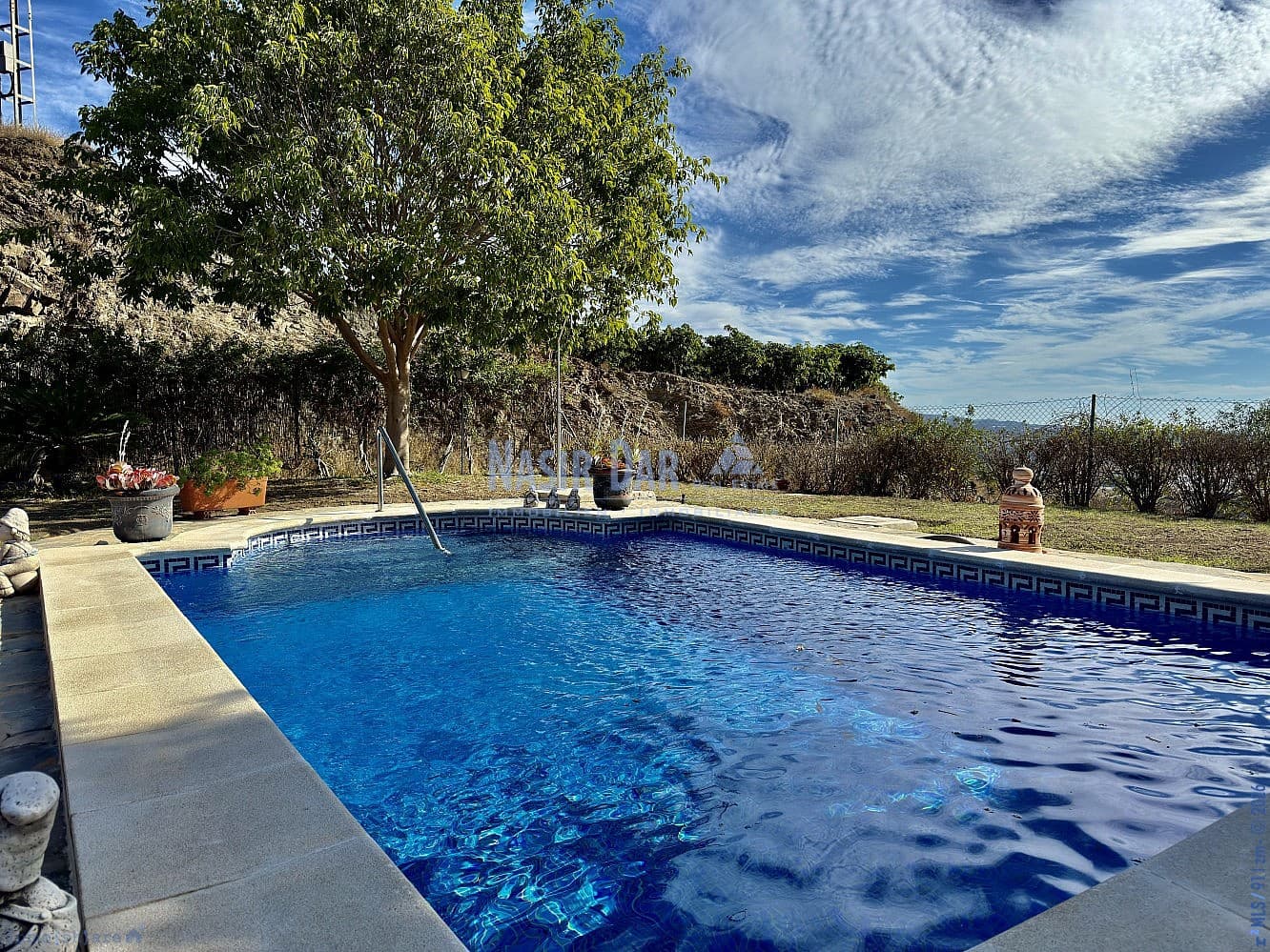 2 chambre Finca/Maison de Campagne à vendre à Benamocarra avec piscine garage - 340 000 € (Ref: 9751022)