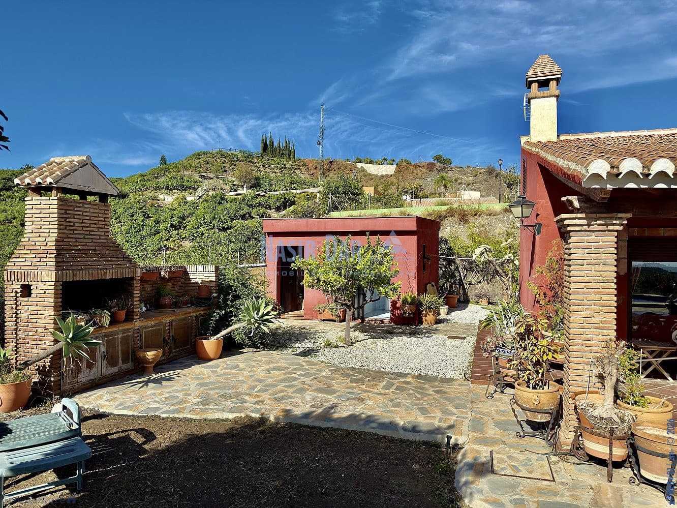 2 chambre Finca/Maison de Campagne à vendre à Benamocarra avec piscine garage - 340 000 € (Ref: 9751022)