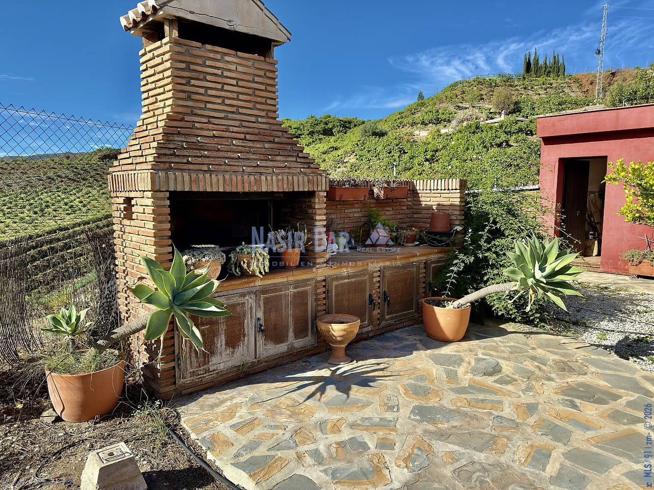 2 chambre Finca/Maison de Campagne à vendre à Benamocarra avec piscine garage - 340 000 € (Ref: 9751022)