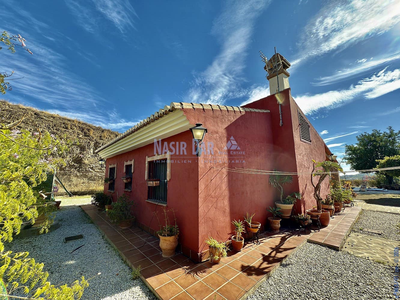 2 chambre Finca/Maison de Campagne à vendre à Benamocarra avec piscine garage - 340 000 € (Ref: 9751022)