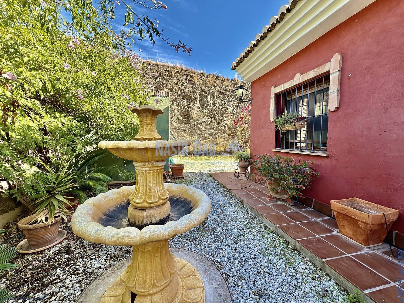 2 chambre Finca/Maison de Campagne à vendre à Benamocarra avec piscine garage - 340 000 € (Ref: 9751022)