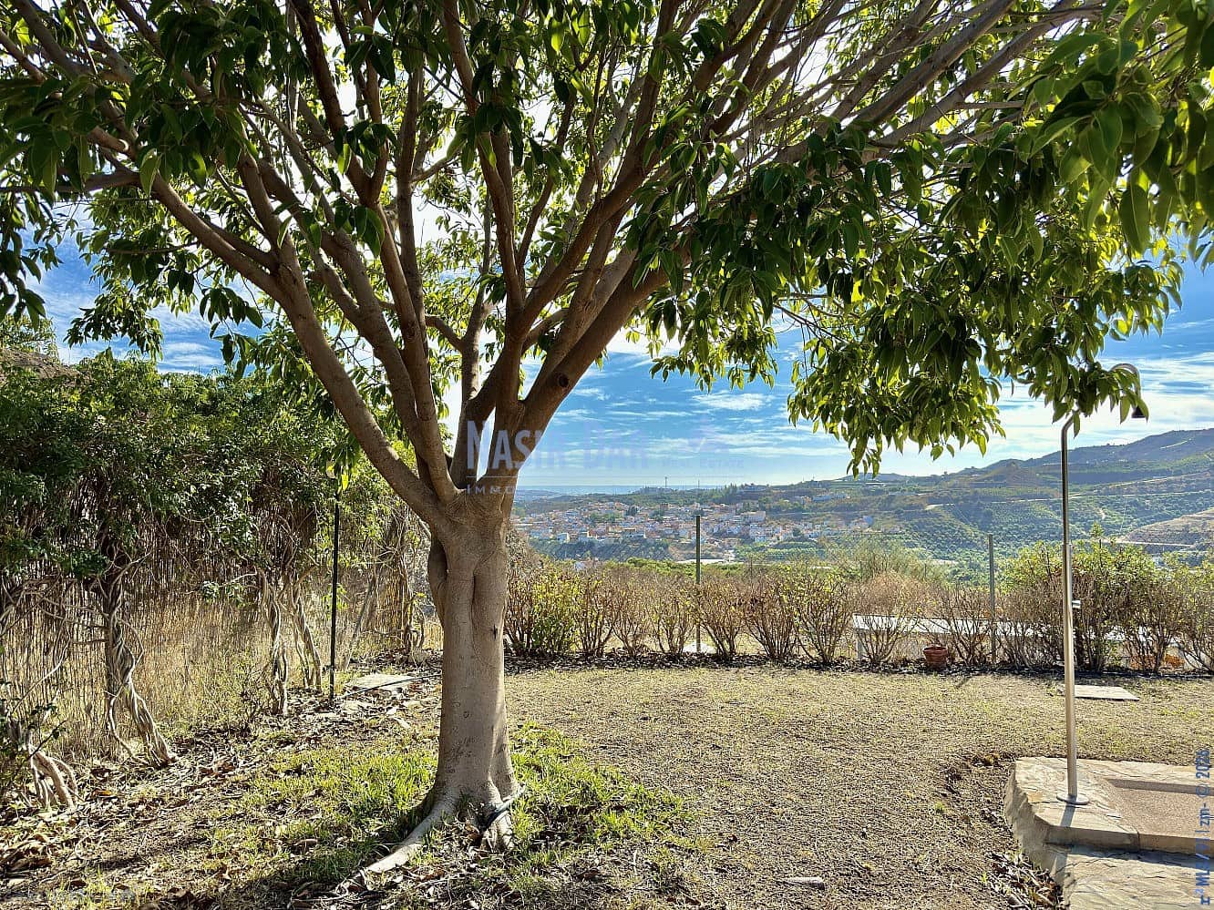 2 chambre Finca/Maison de Campagne à vendre à Benamocarra avec piscine garage - 340 000 € (Ref: 9751022)