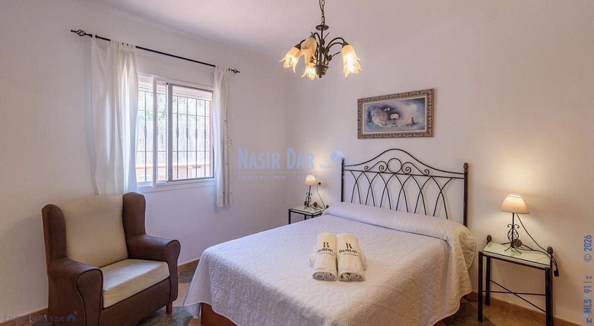 3 soveværelse Byhus til salg i Torrox med swimmingpool garage - € 420.000 (Ref: 9751024)