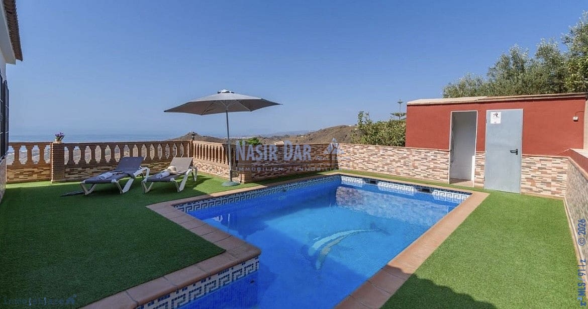 3 soveværelse Byhus til salg i Torrox med swimmingpool garage - € 420.000 (Ref: 9751024)