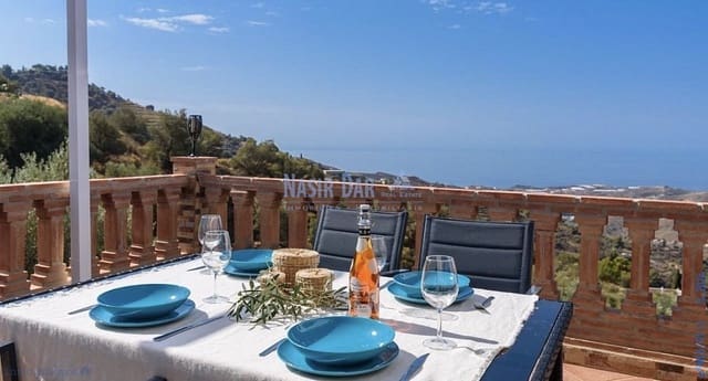 3 soveværelse Byhus til salg i Torrox Pueblo, Torrox med swimmingpool garage - € 420.000 (Ref: 9751024)