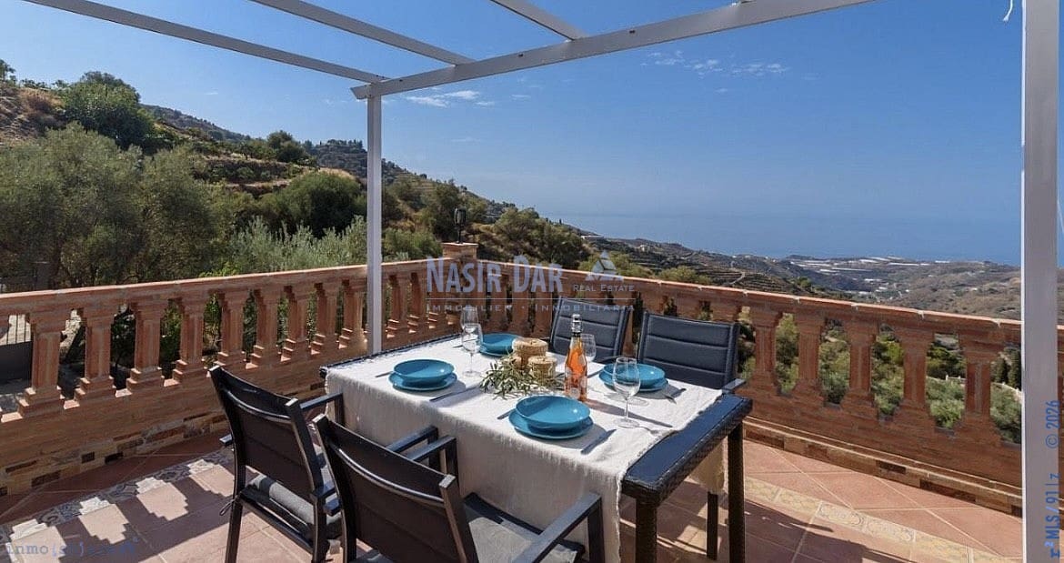 3 soveværelse Byhus til salg i Torrox med swimmingpool garage - € 420.000 (Ref: 9751024)