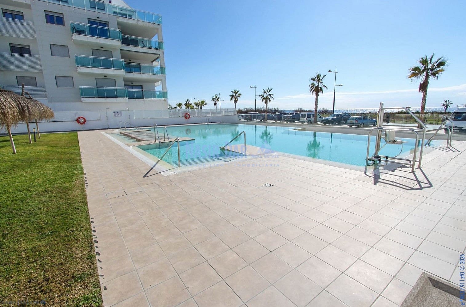 2 soveværelse Lejlighed til salg i El Morche med swimmingpool garage - € 850.000 (Ref: 9751025)