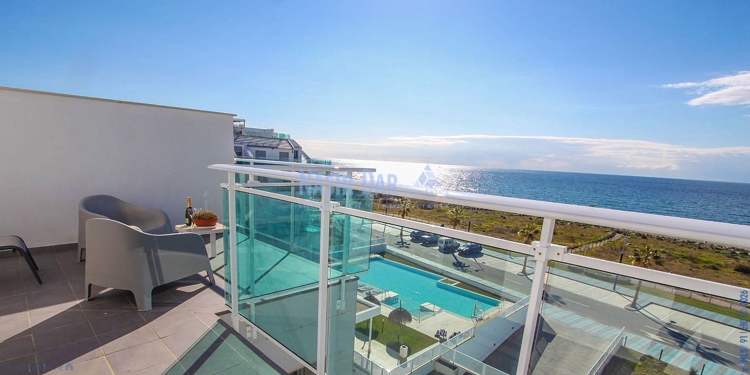 2 soveværelse Lejlighed til salg i El Morche med swimmingpool garage - € 850.000 (Ref: 9751025)