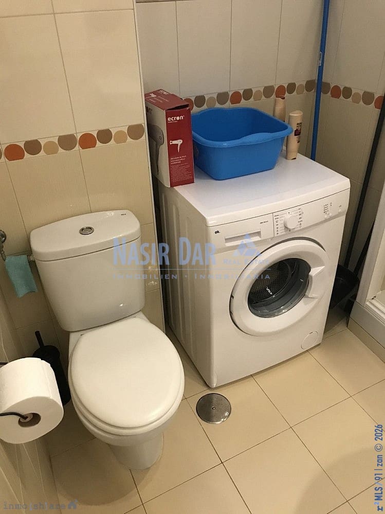 1 makuuhuone Huoneisto myytävänä paikassa Nerja mukana uima-altaan - 215 000 € (Ref: 9751031)