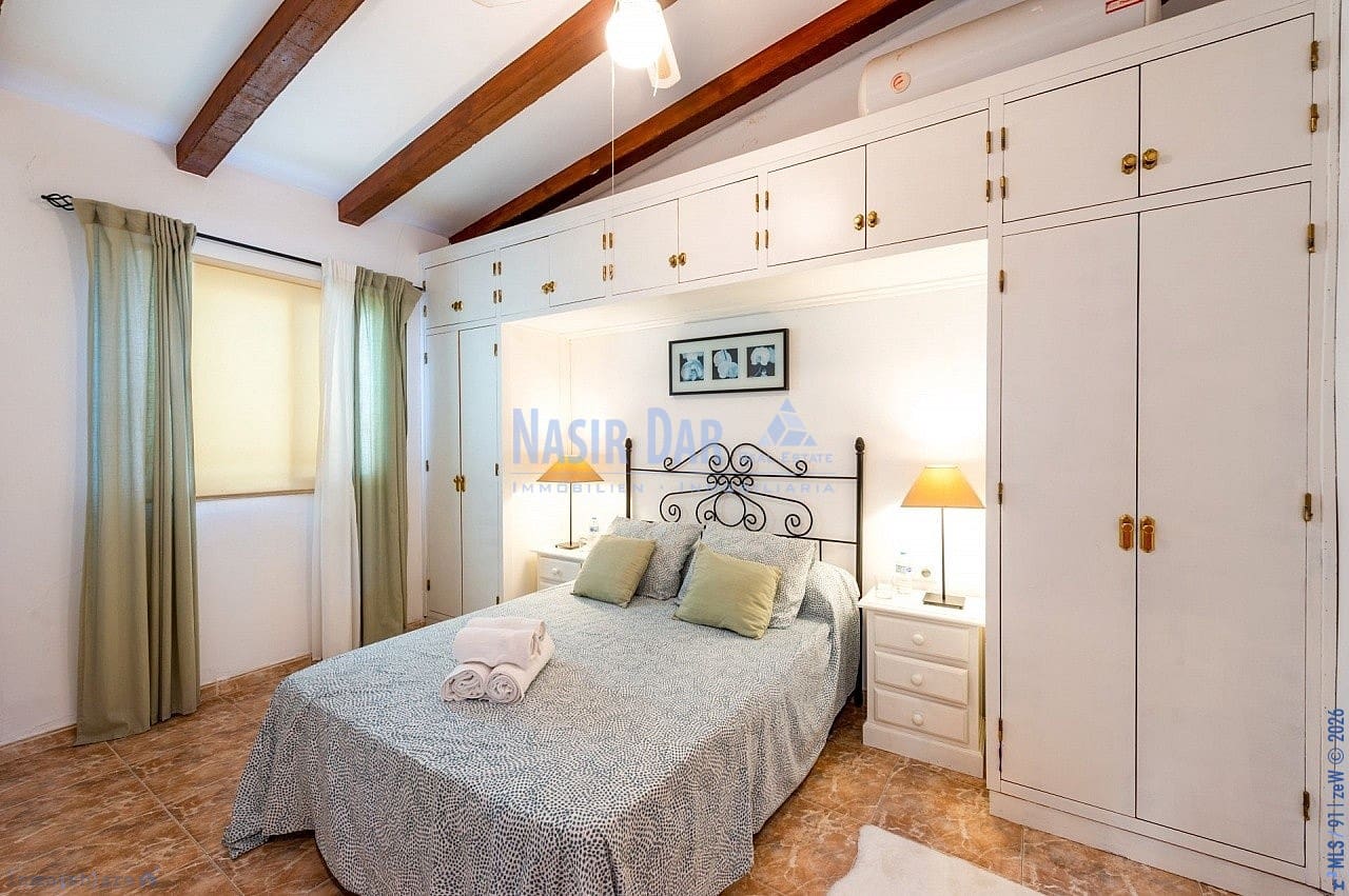 5 bedroom Townhouse for sale in Torrox with pool garage - € 650,000 (Ref: 9751032)