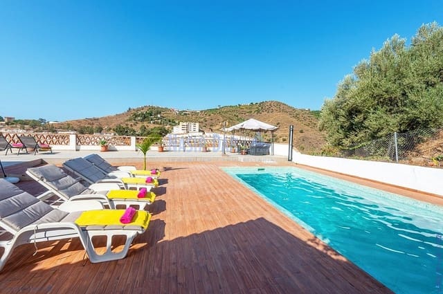 5 soveværelse Byhus til salg i Torrox Pueblo, Torrox med swimmingpool garage - € 650.000 (Ref: 9751032)