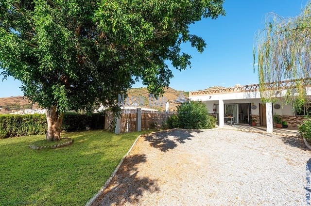 5 soveværelse Byhus til salg i Torrox Pueblo, Torrox med swimmingpool garage - € 650.000 (Ref: 9751032)