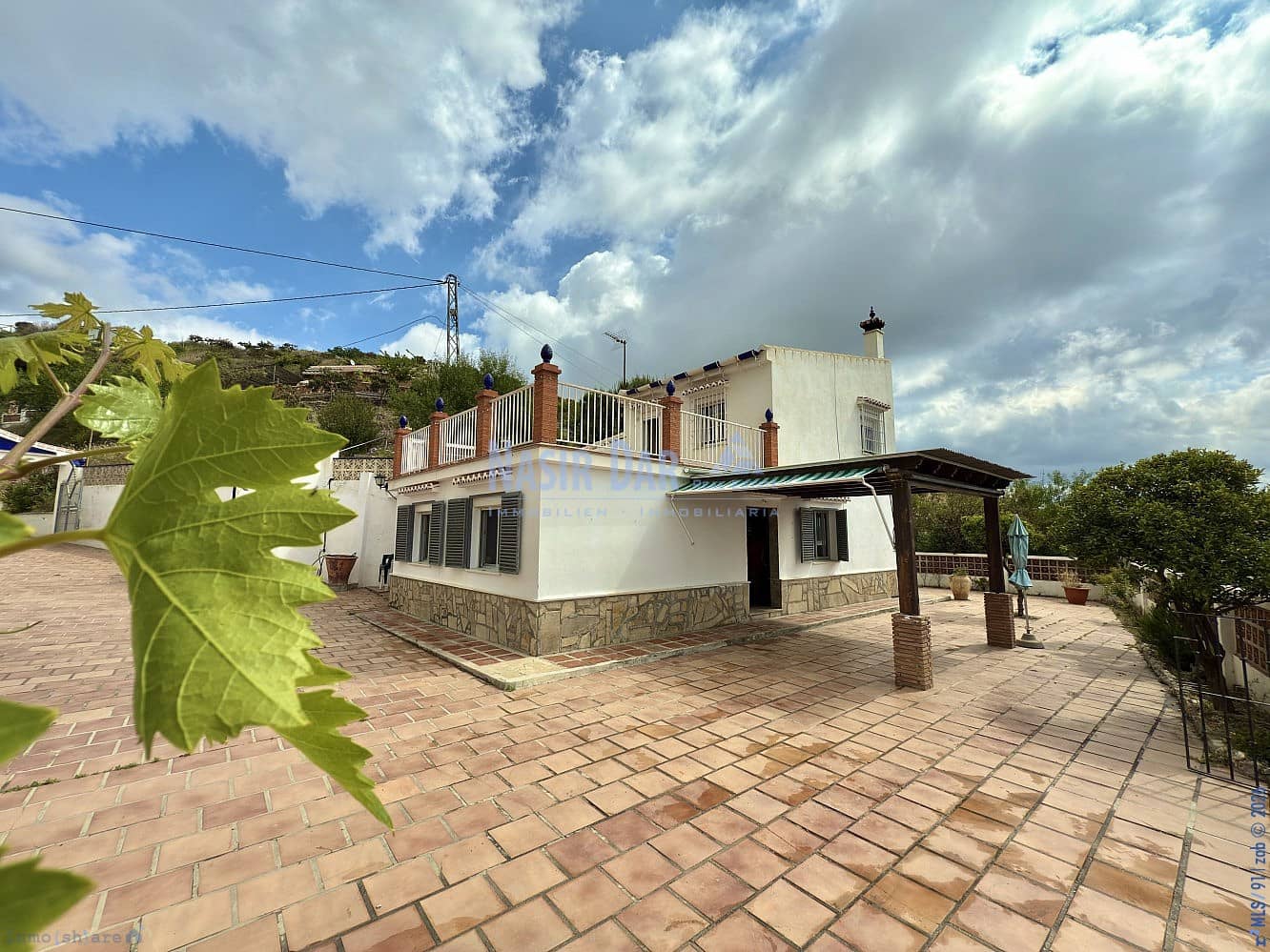 4 slaapkamer Villa te koop in Velez-Malaga - € 325.000 (Ref: 9751045)