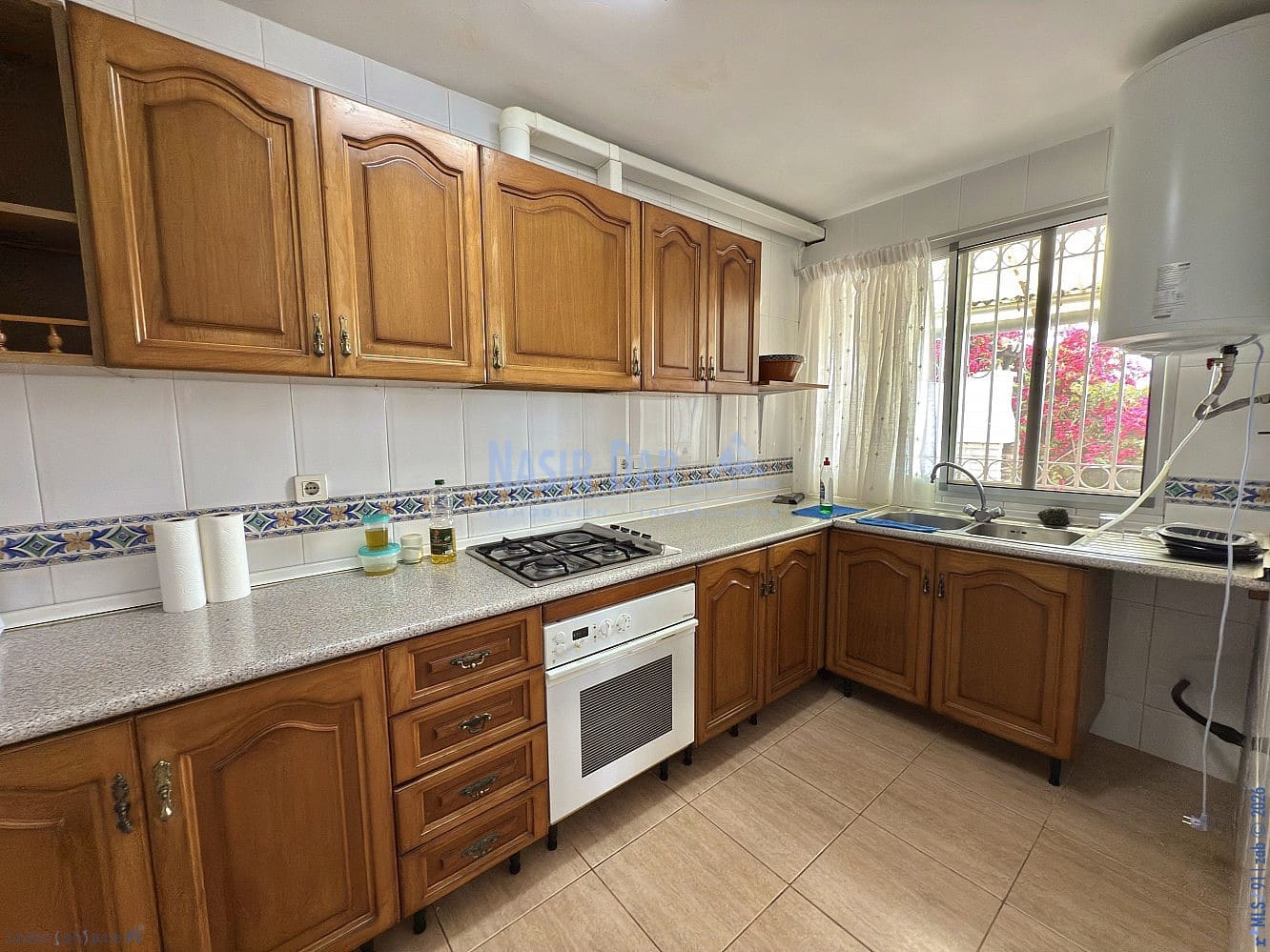 4 slaapkamer Villa te koop in Velez-Malaga - € 325.000 (Ref: 9751045)