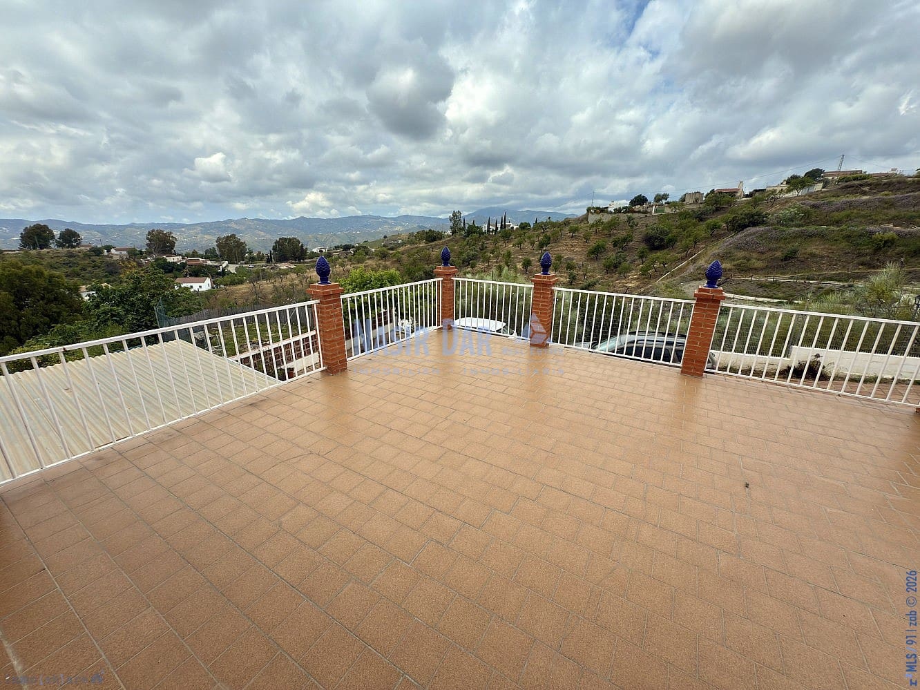 4 slaapkamer Villa te koop in Velez-Malaga - € 325.000 (Ref: 9751045)