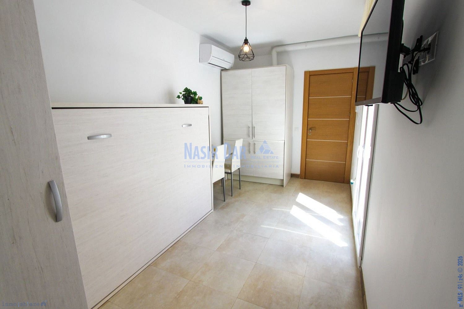 3 makuuhuone Omakotitalo myytävänä paikassa Torrox - 160 000 € (Ref: 9751056)