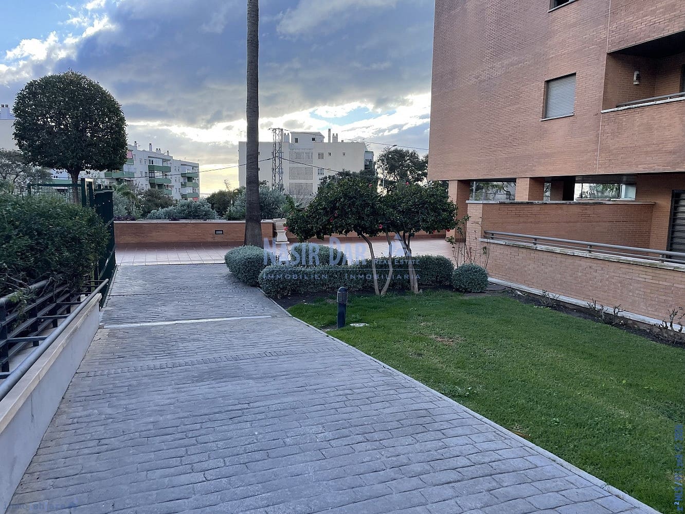 3 bedroom Apartment for sale in Torremolinos with pool - € 595,000 (Ref: 9751057)