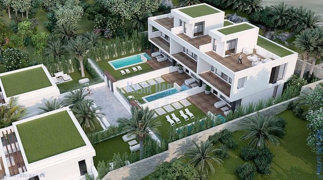 2 soveværelse Byhus til salg i Centro, Nerja med swimmingpool garage - € 550.000 (Ref: 9751059)