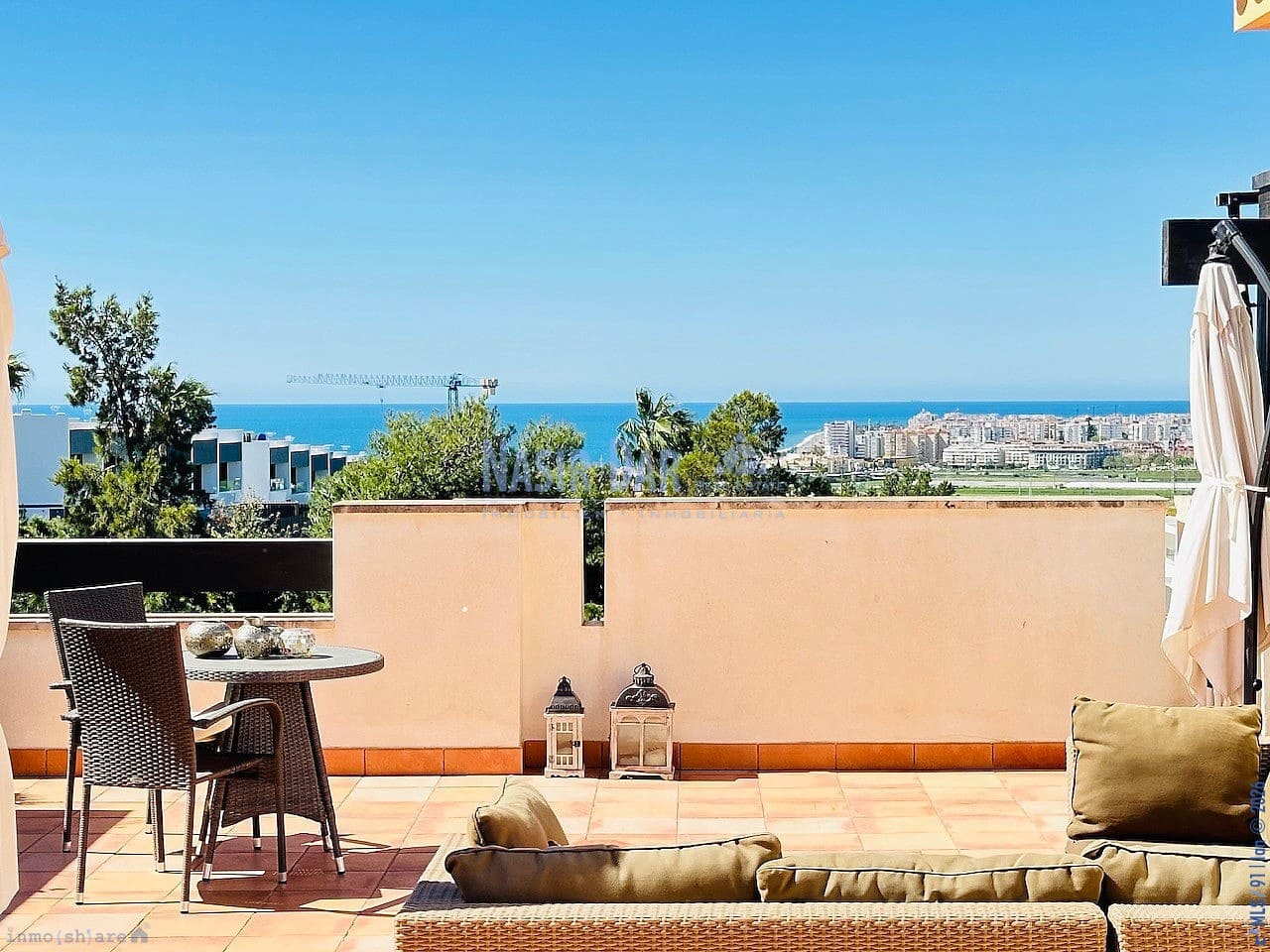 2 soveværelse Penthouse til salg i Velez-Malaga med swimmingpool - € 459.000 (Ref: 9751060)