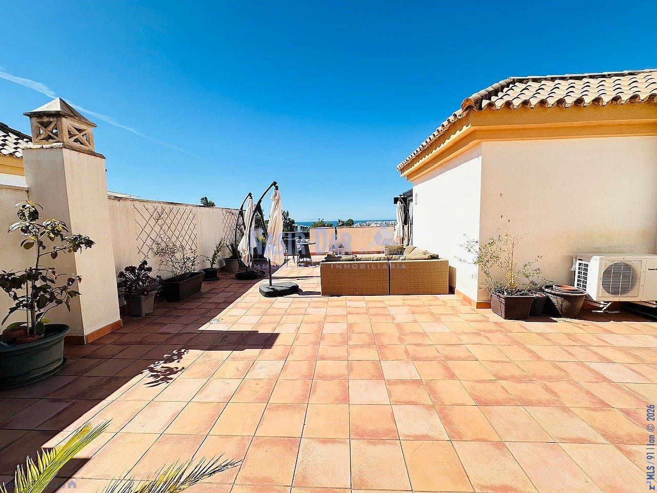 2 soveværelse Penthouse til salg i Velez-Malaga med swimmingpool - € 459.000 (Ref: 9751060)