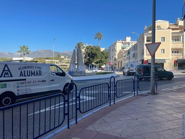 Garage til salg i Centro, Nerja - € 200.000 (Ref: 9751062)