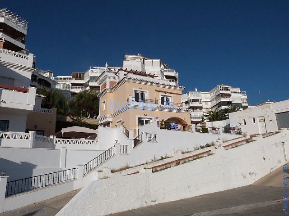 4 chambre Villa/Maison à vendre à Torrox-Costa avec piscine - 650 000 € (Ref: 9751063)