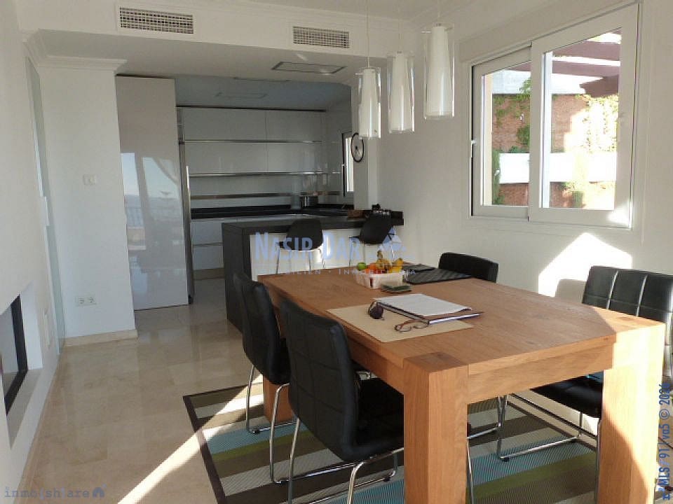 4 chambre Villa/Maison à vendre à Torrox-Costa avec piscine - 650 000 € (Ref: 9751063)