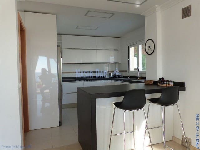 4 chambre Villa/Maison à vendre à El Peñoncillo, Torrox avec piscine - 650 000 € (Ref: 9751063)