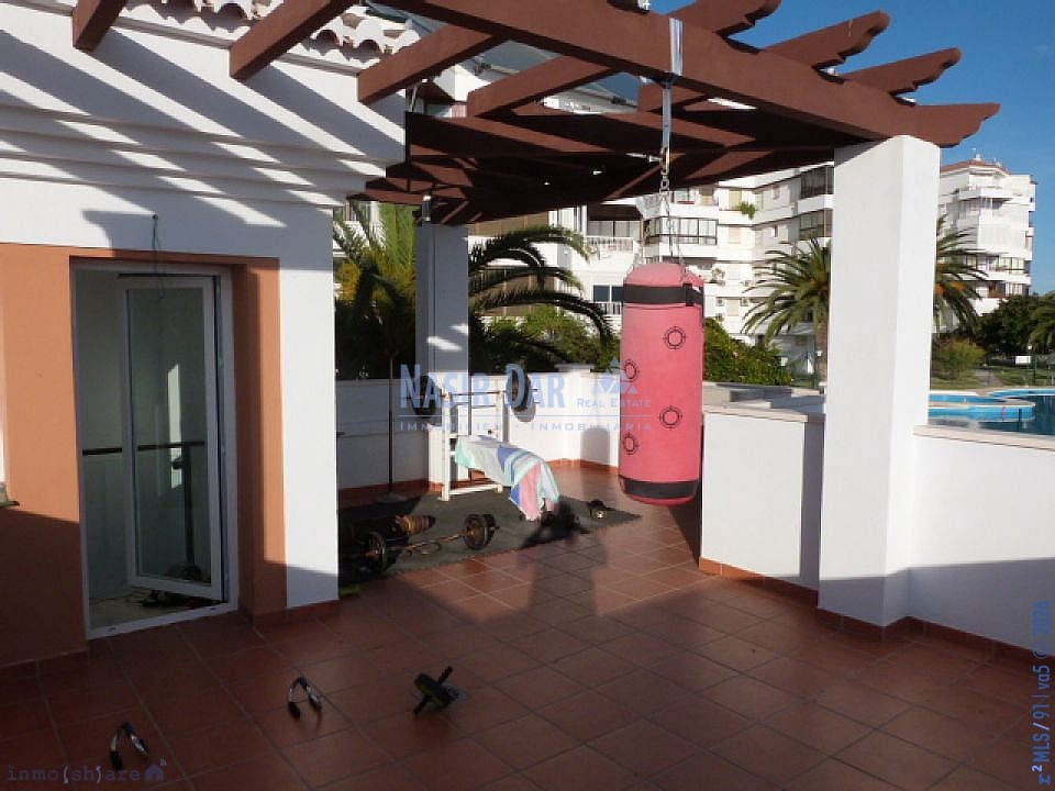 4 chambre Villa/Maison à vendre à Torrox-Costa avec piscine - 650 000 € (Ref: 9751063)