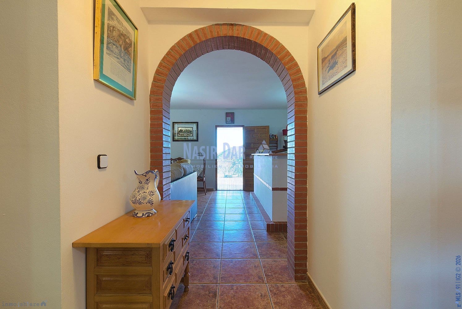 3 bedroom Villa for sale in Comares with pool - € 300,000 (Ref: 9751065)