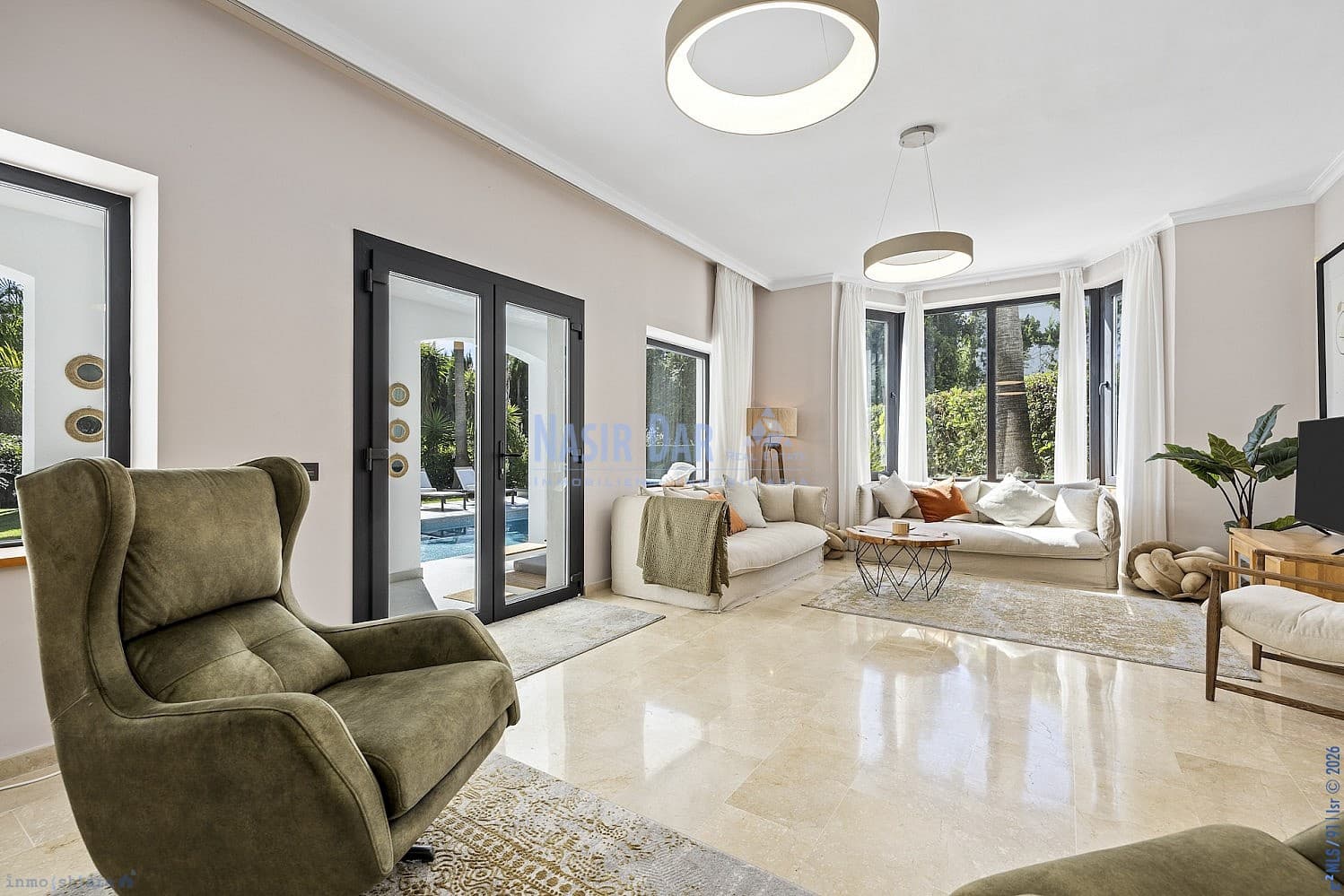 5 makuuhuone Omakotitalo myytävänä paikassa Benahavis mukana uima-altaan 
autotalli - 2 160 000 € (Ref: 9751070)