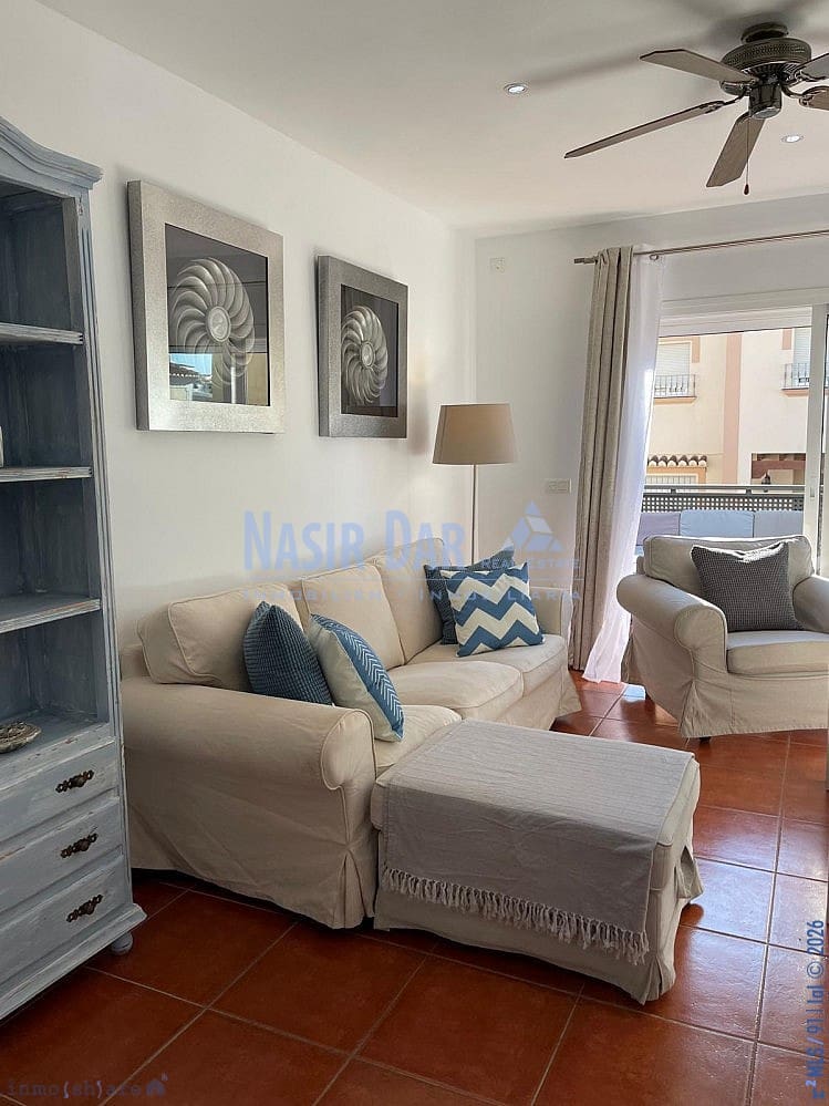 5 quarto Casa em Banda para venda em Nerja com piscina - 750 000 € (Ref: 9751071)