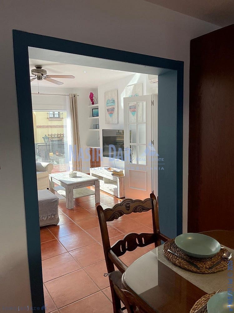 5 quarto Casa em Banda para venda em Nerja com piscina - 750 000 € (Ref: 9751071)