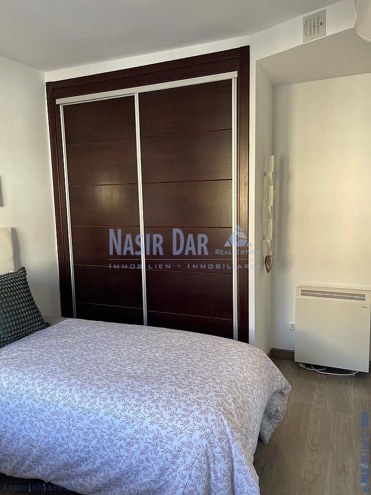 5 quarto Casa em Banda para venda em Nerja com piscina - 750 000 € (Ref: 9751071)