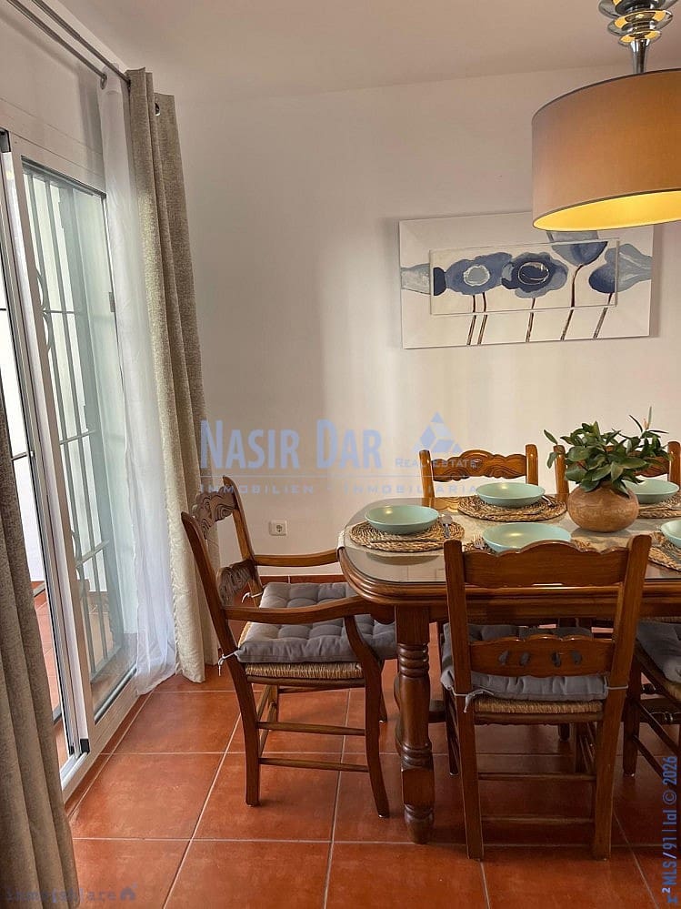 5 quarto Casa em Banda para venda em Nerja com piscina - 750 000 € (Ref: 9751071)