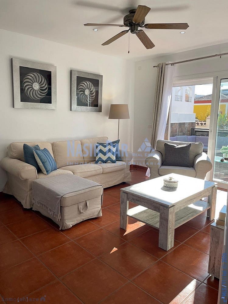 5 quarto Casa em Banda para venda em Nerja com piscina - 750 000 € (Ref: 9751071)