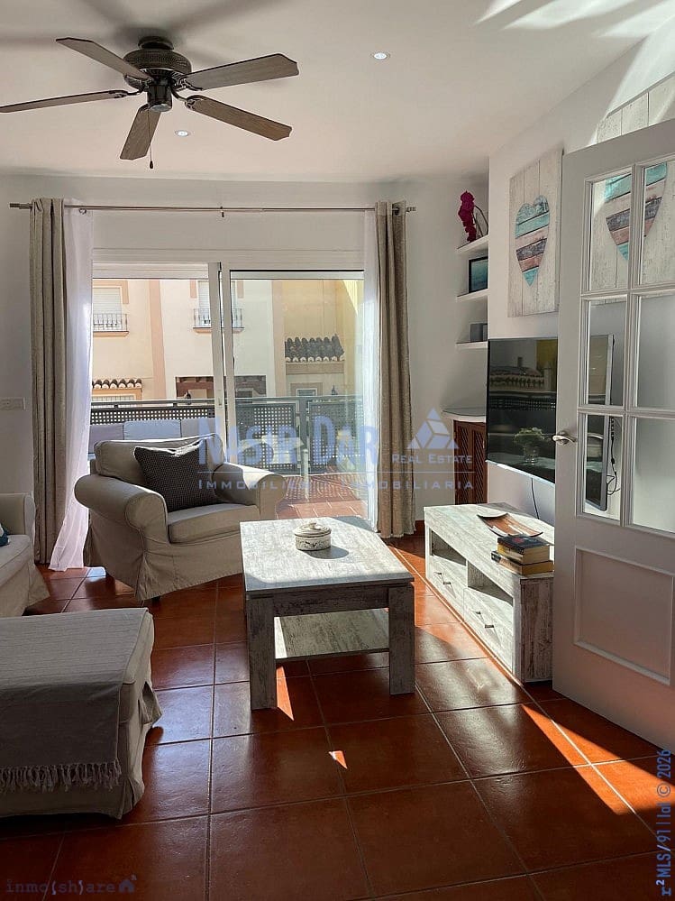 5 quarto Casa em Banda para venda em Nerja com piscina - 750 000 € (Ref: 9751071)