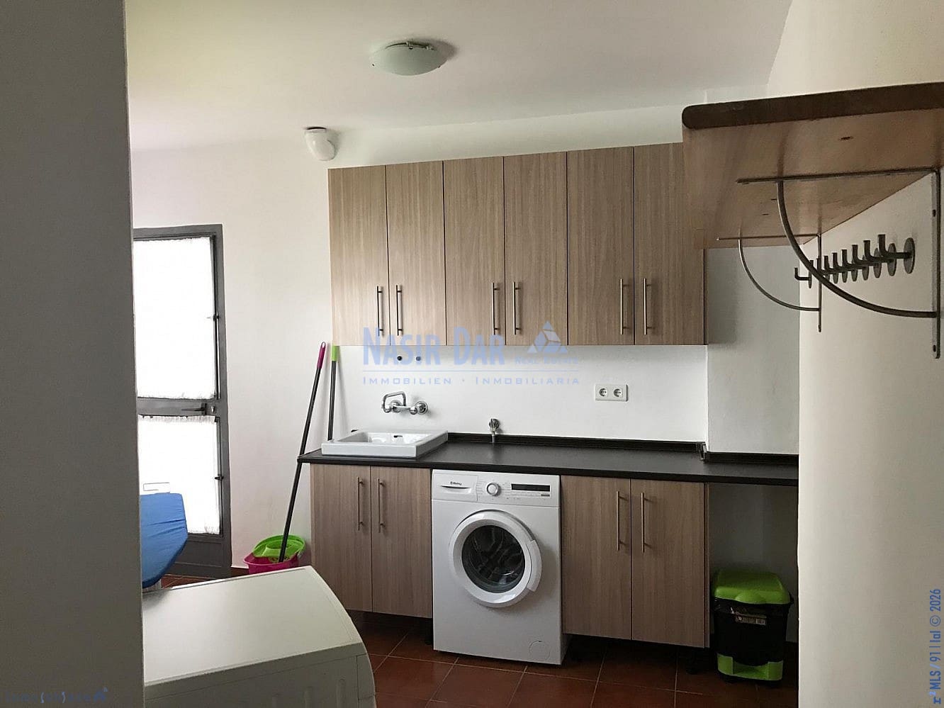 5 quarto Casa em Banda para venda em Nerja com piscina - 750 000 € (Ref: 9751071)