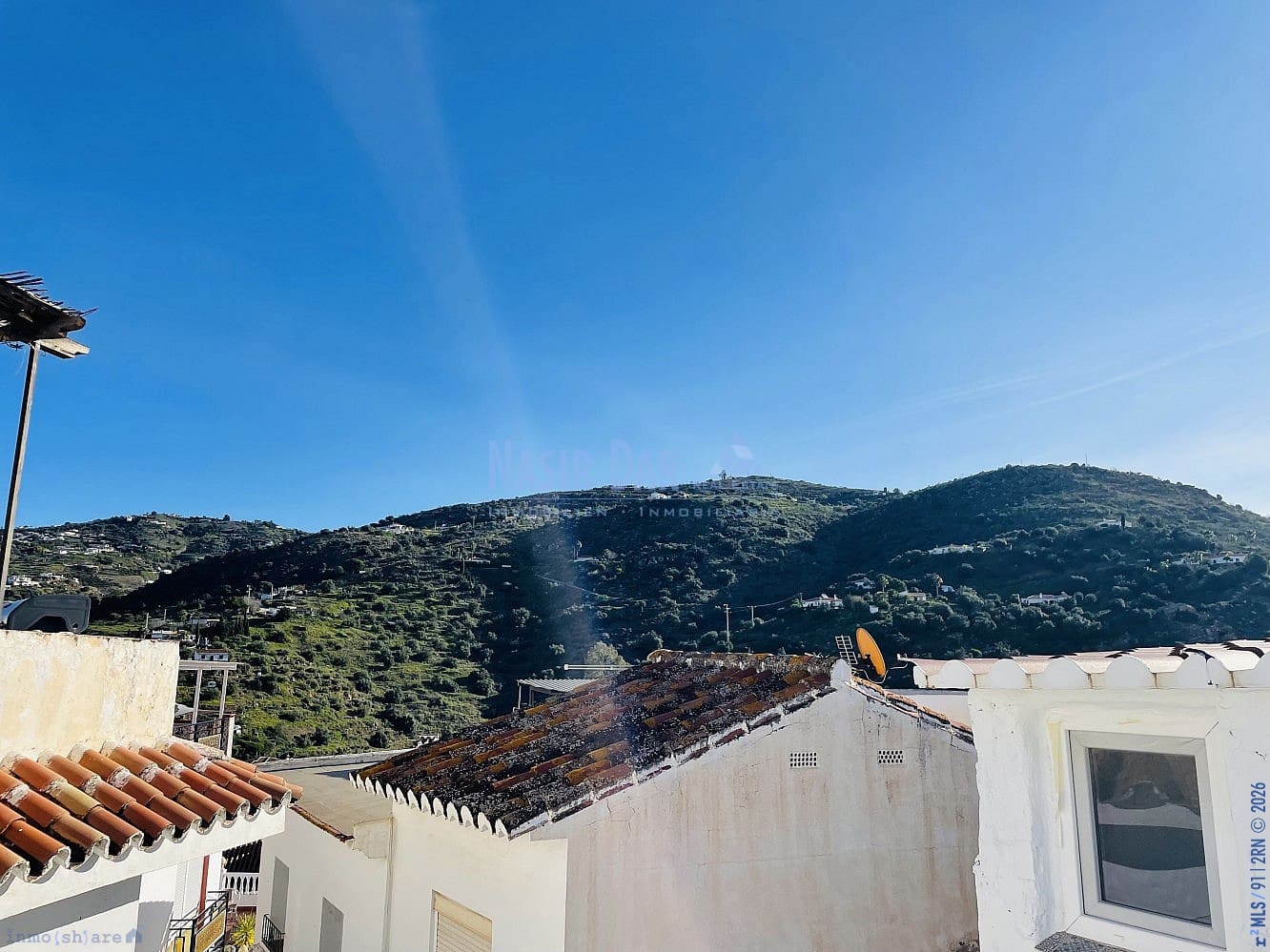 3 makuuhuone Omakotitalo myytävänä paikassa Torrox - 239 000 € (Ref: 9751074)