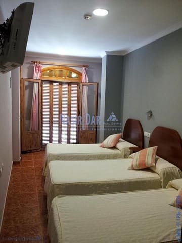 19 slaapkamer Hotel te koop in Tarifa - € 1.950.000 (Ref: 9751077)