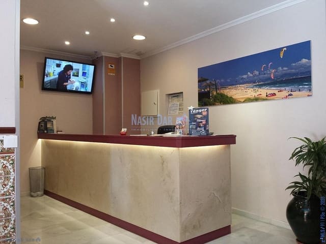 19 slaapkamer Hotel te koop in Tarifa - € 1.950.000 (Ref: 9751077)