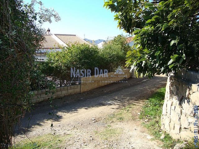 4 slaapkamer Finca/Landhuis te koop in Venta Baja, Alcaucín - € 425.000 (Ref: 9751078)