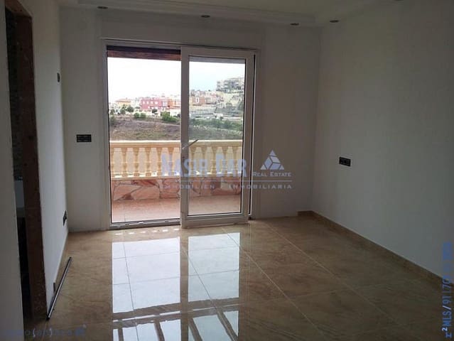 3 makuuhuone Huvila myytävänä paikassa Torre del Mar, Vélez-Málaga mukana uima-altaan - 775 000 € (Ref: 9802611)