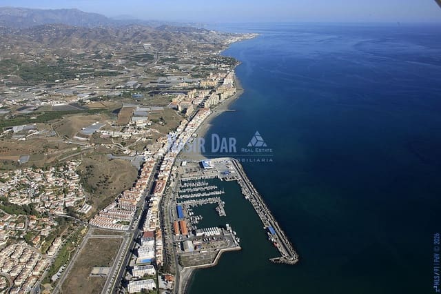 Building Plot for sale in Vélez-Málaga - € 3,900,000 (Ref: 9802613)