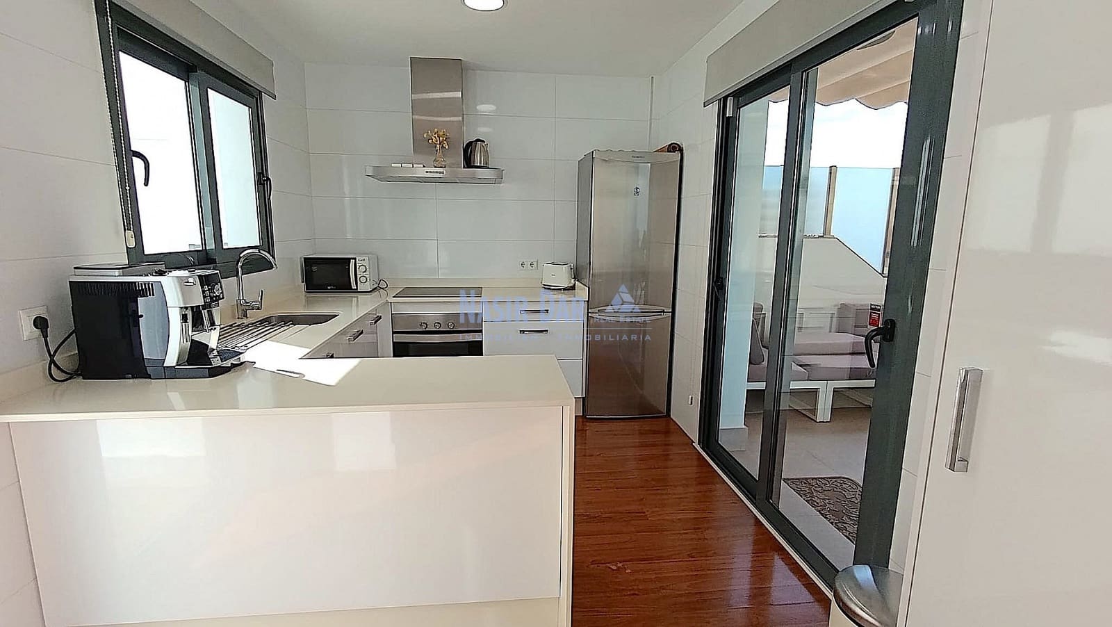4 sypialnia Dom szeregowy na sprzedaż w Nerja z basenem - 780 000 € (Ref: 9816372)